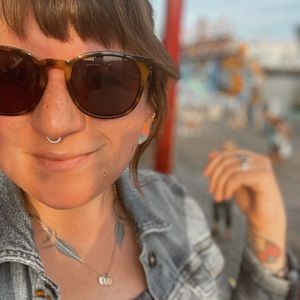 Meet your Posher, Kati